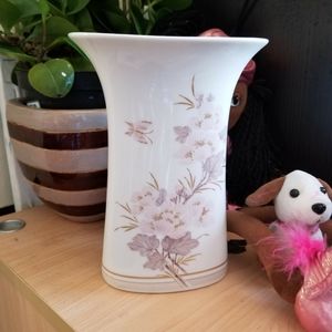 Vintage 1960's AK Kaiser Simone vase